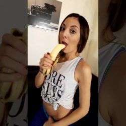 frau zeig wie mann lutscht 1