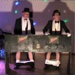 Klavier spielen ohne Hände klavier spielen ohne haende 1