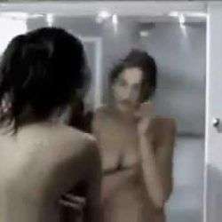 Lasst uns noch einmal bei der Nachbarin anrufen lasst uns noch einmal bei der na