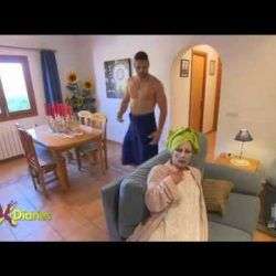 Mutter erwischt Sohn beim Ficken mutter erwischt sohn beim ficken