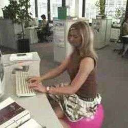 Selbstbefriedigung im Büro bei der Arbeit selbstbefriedigung im buero bei 1