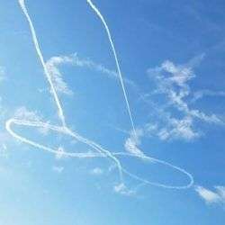 Wenn ein Pilot mal langweilig ist am Himmel wenn ein pilot mal langweilig is